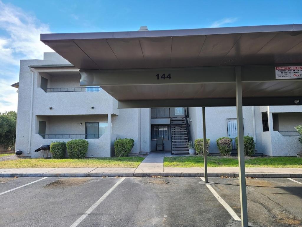 2Bed 1 Bath Condo Near Nellis Afb & The Strip Лас-Вегас Экстерьер фото