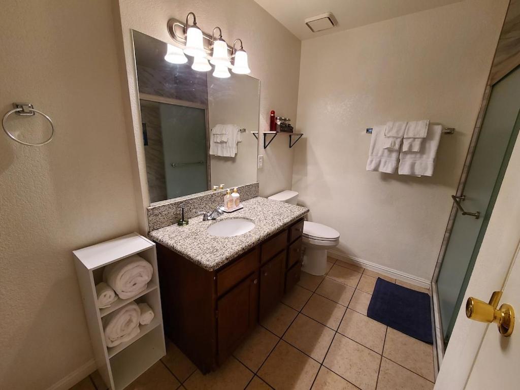 2Bed 1 Bath Condo Near Nellis Afb & The Strip Лас-Вегас Экстерьер фото